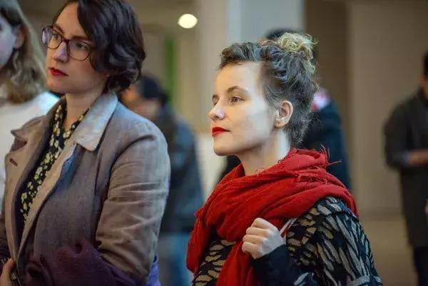 参展艺术家Eva Adriana Spierenburg与Laura Puska