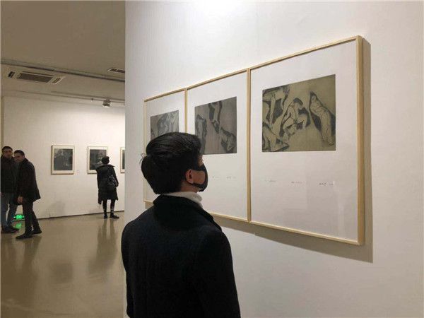 步履坚定的三位火枪手的“和而不同”