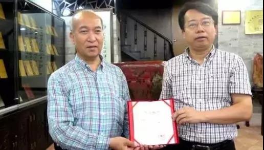 他才是真正的“中国首富”，隐姓埋名20年
