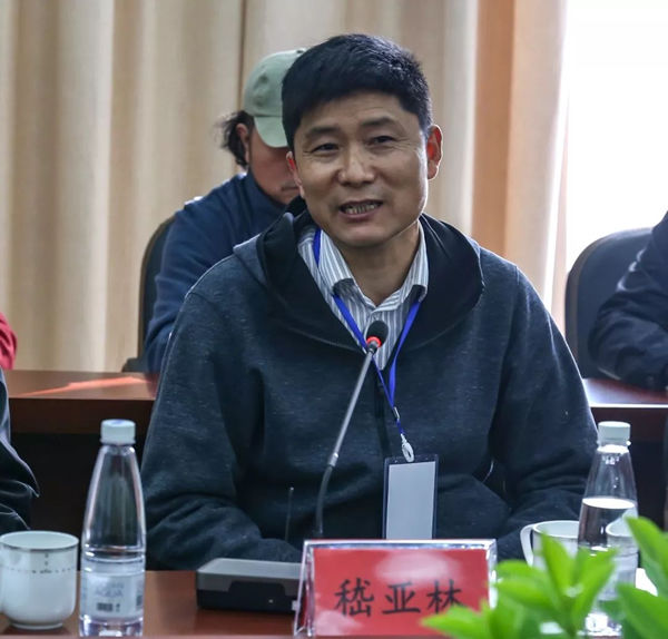 外师造化 中得心源——中国画名家艺术展现大丰麋鹿国家级自然保护区的“绿水青山”座谈会侧记