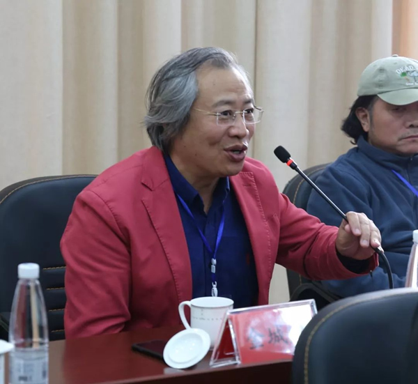 外师造化 中得心源——中国画名家艺术展现大丰麋鹿国家级自然保护区的“绿水青山”座谈会侧记