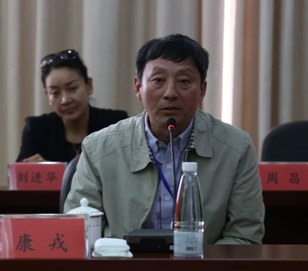 外师造化 中得心源——中国画名家艺术展现大丰麋鹿国家级自然保护区的“绿水青山”座谈会侧记