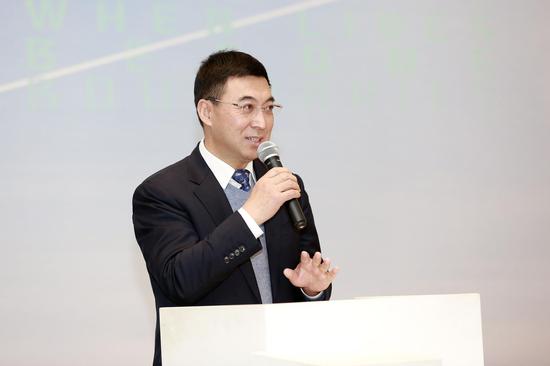 “当线成为边界-裴咏梅艺术展”在京开幕