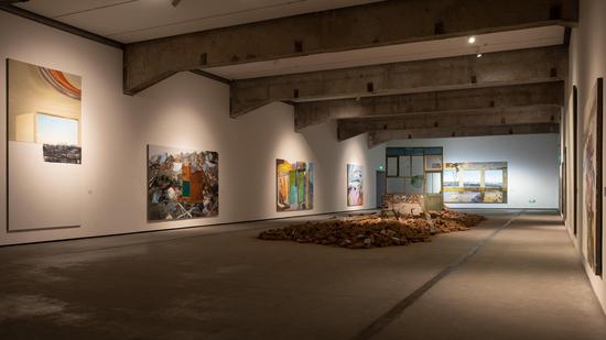 “当线成为边界-裴咏梅艺术展”在京开幕