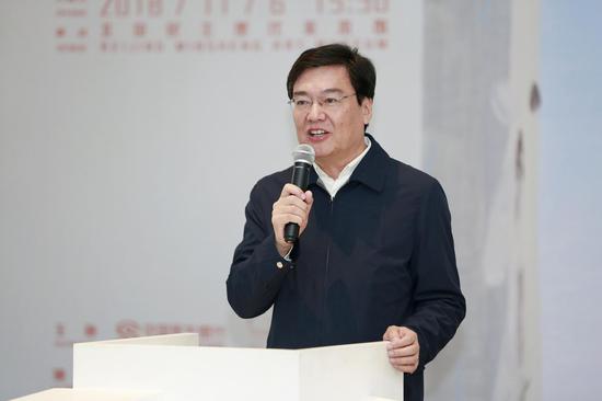 “当线成为边界-裴咏梅艺术展”在京开幕