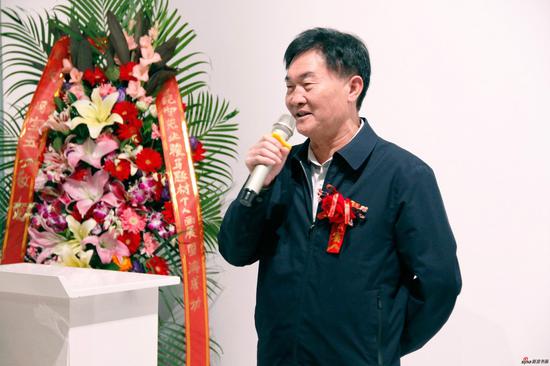 以“马”追梦天下：雷晓宁画展全球巡展北京启动