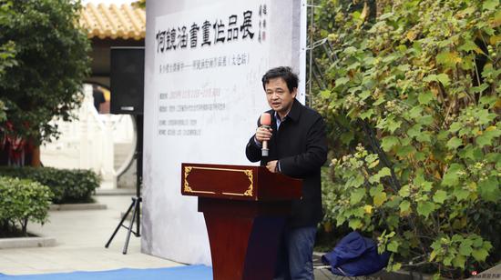 多少楼台烟雨中——何镜涵绘画作品展南北同时开展