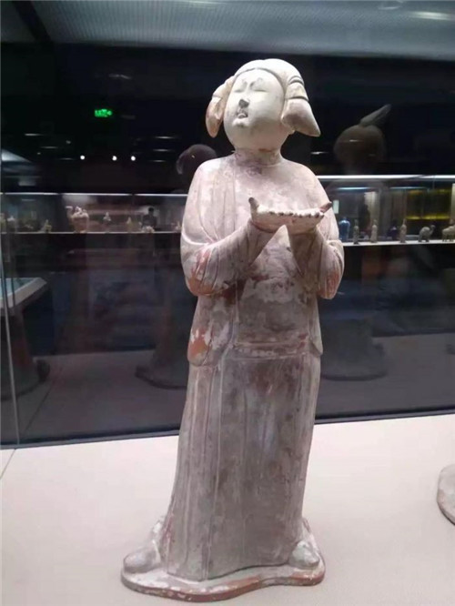 唐朝女子都梳什么头？——聊聊唐代女俑法发型