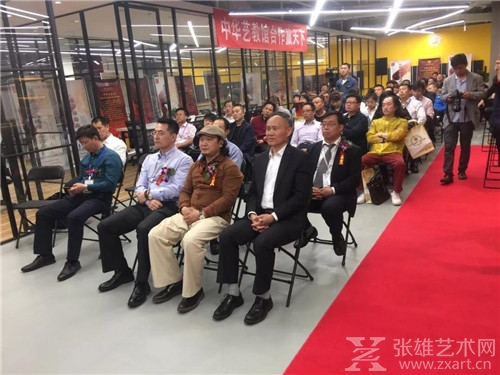 回顾：原文化部常务副部长高占祥亲临国家艺术人才库参观著名艺术家王华明个人展并签名留念