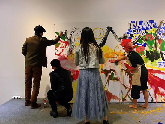 青春美术公社邀请展在北京时代艺龙美术馆举办