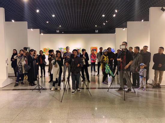 青春美术公社邀请展在北京时代艺龙美术馆举办