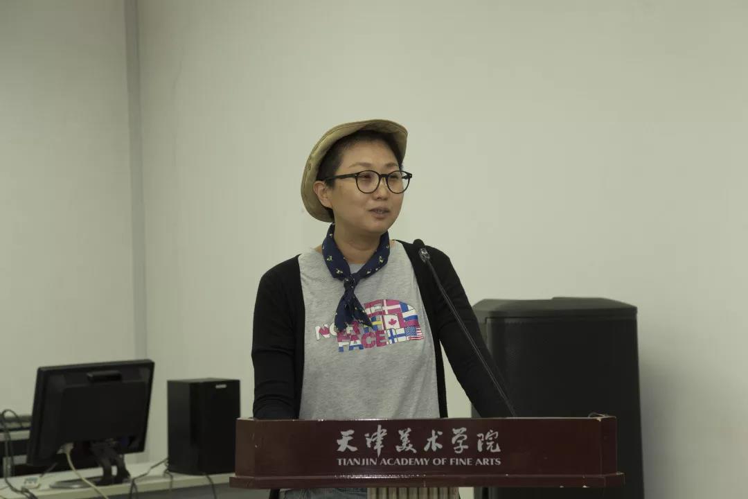 造型艺术学院教师吴洁老师发言