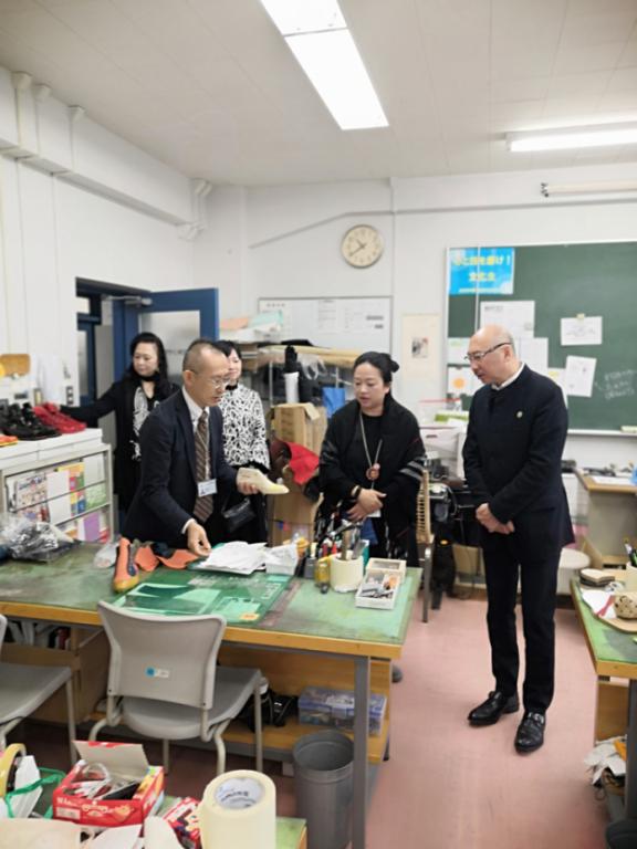 李象群的学生图片