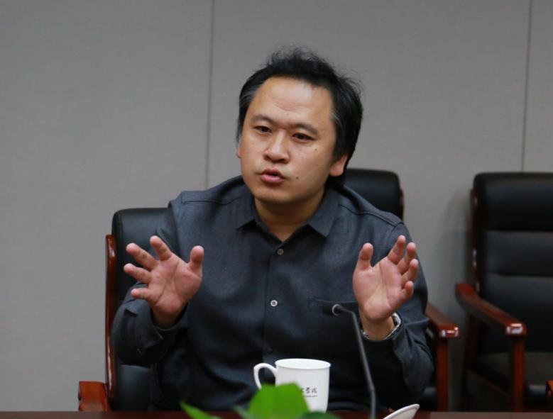 (无党派人士,校智联会会员,中国画学院教师霍岩发言)(农工党党员,造型